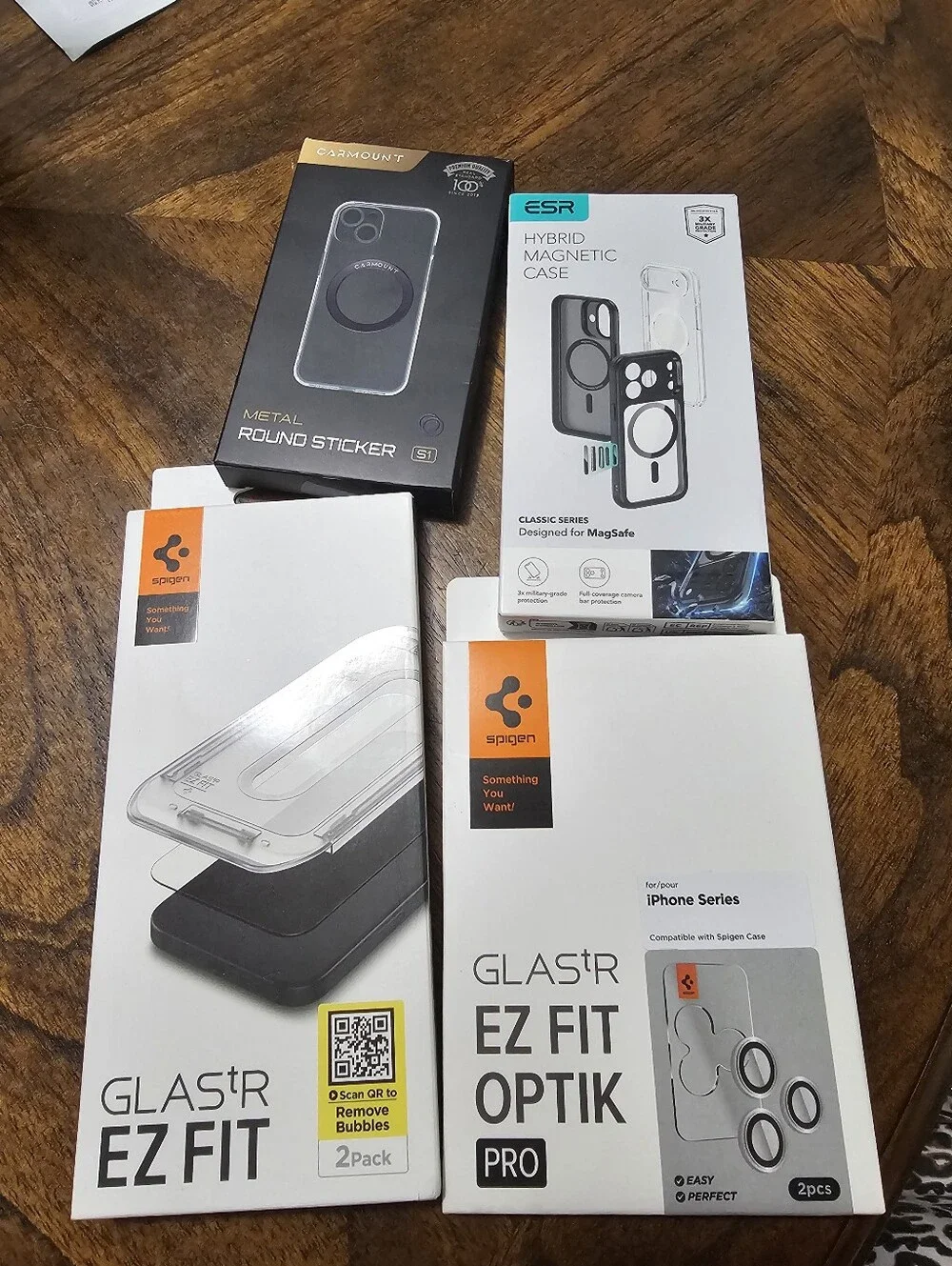 GLAS.tR EZ Fit Screen Protector Pack - White Packaging